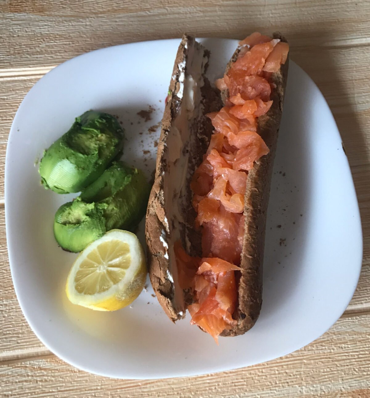 smoked salmon avocado
